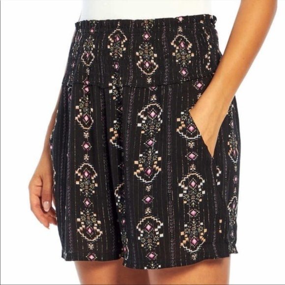 THREE DOTS  Women's Printed Short in Black Metallic NWT - Picture 4 of 5